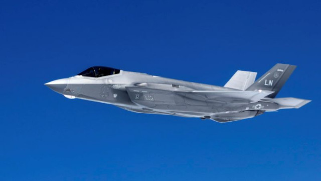 Извънредно: Иран свали американски F-15 и се хвали, че е свалил втори F-35